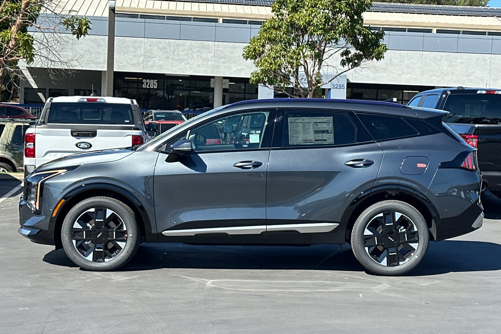New 2027 Kia Sportage SX Prestige AWD/4WD image 8