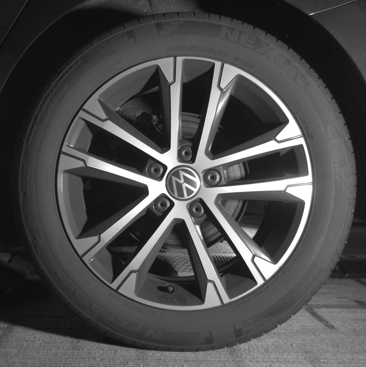 Used 2025 Volkswagen Jetta Sport image 14