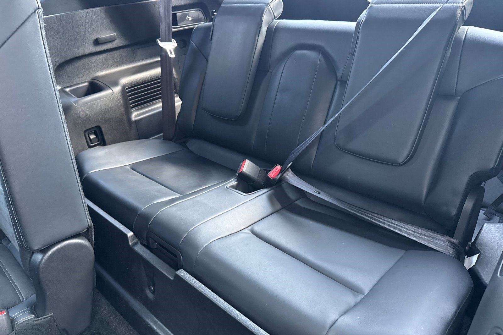 Used 2024 Mitsubishi Outlander SE image 33