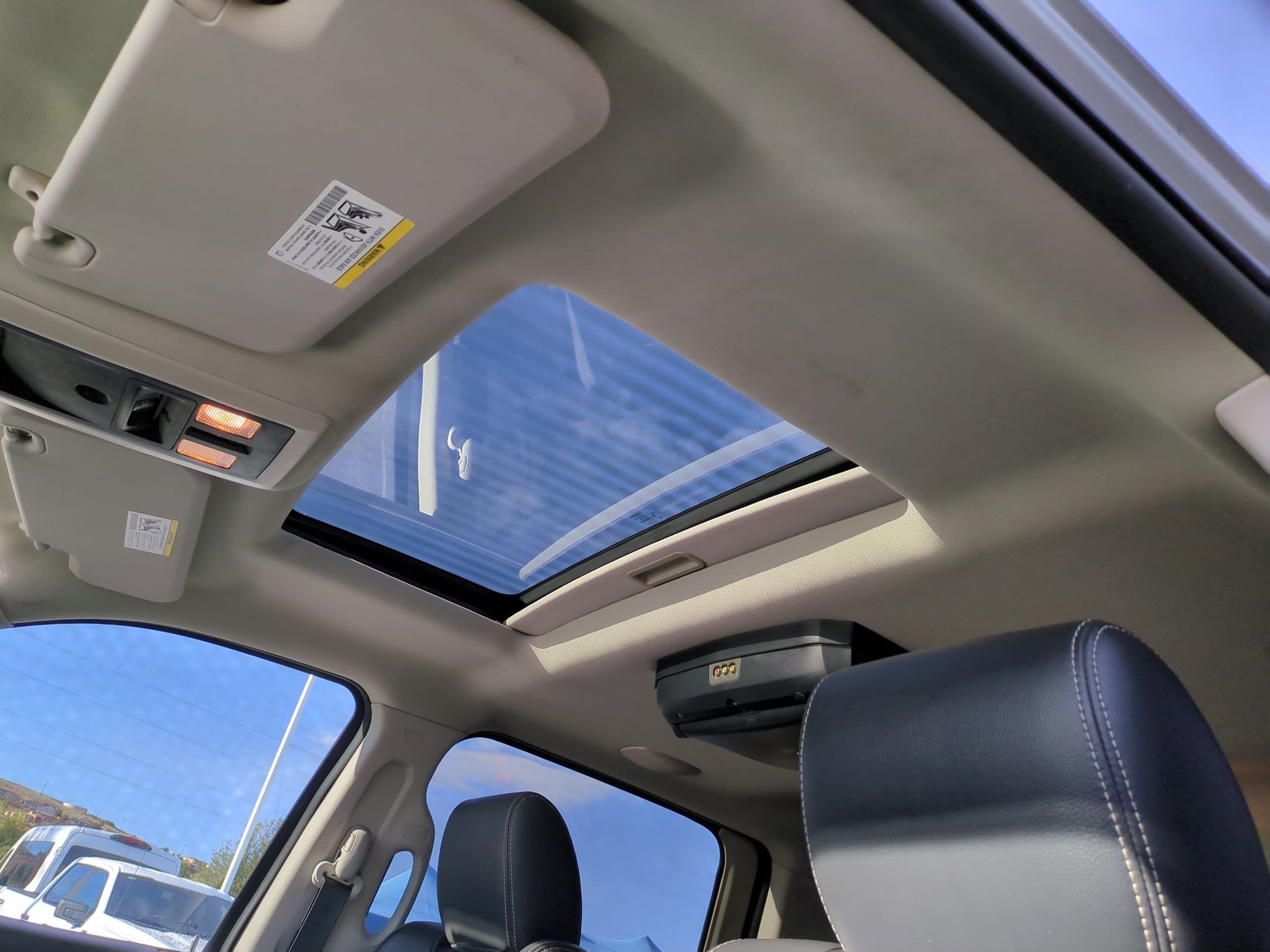 Used 2012 RAM 3500 Laramie w/ Cold Weather Group image 16