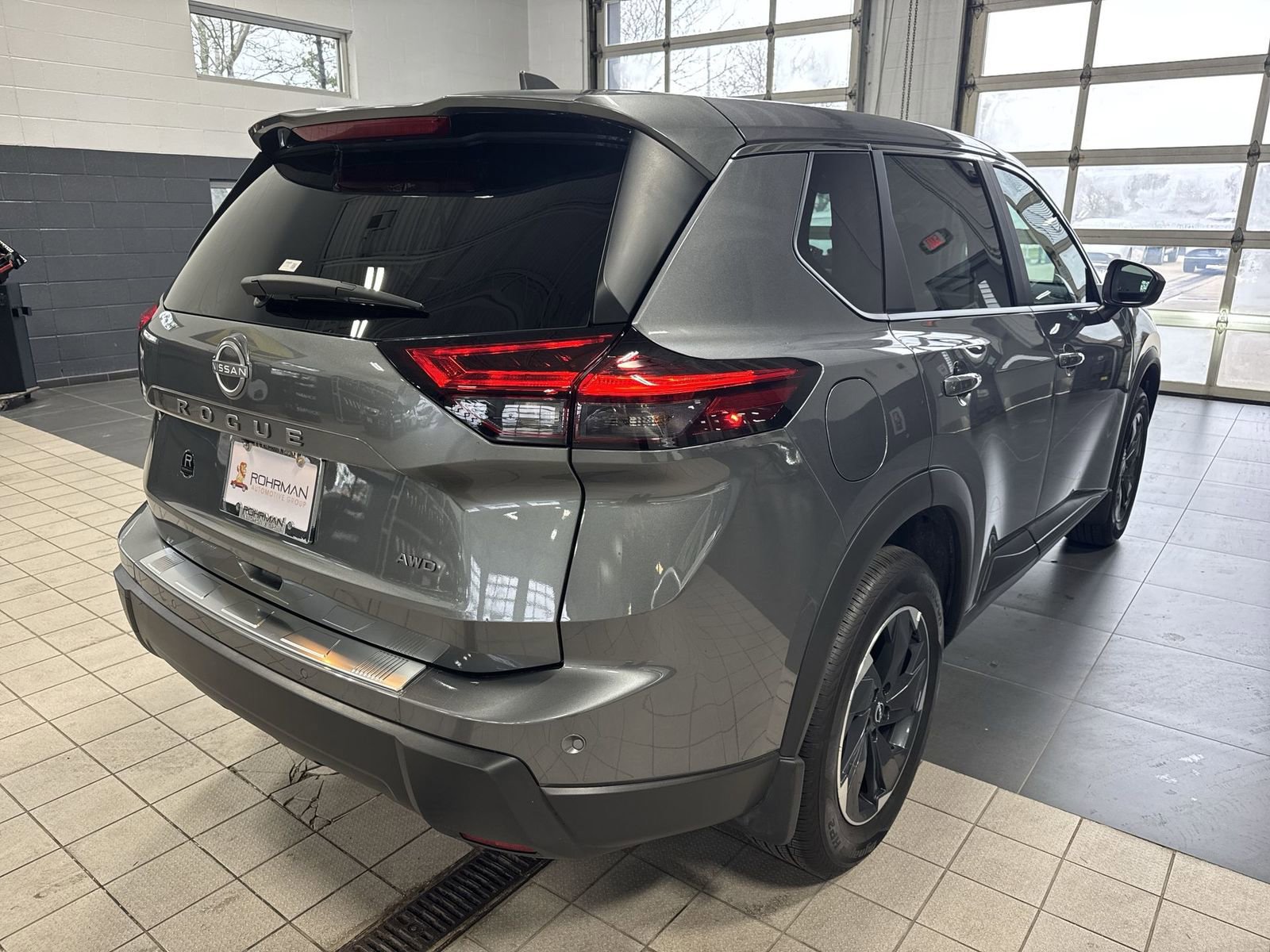 Certified 2026 Nissan Rogue SV w/ Cold Weather Package image 43