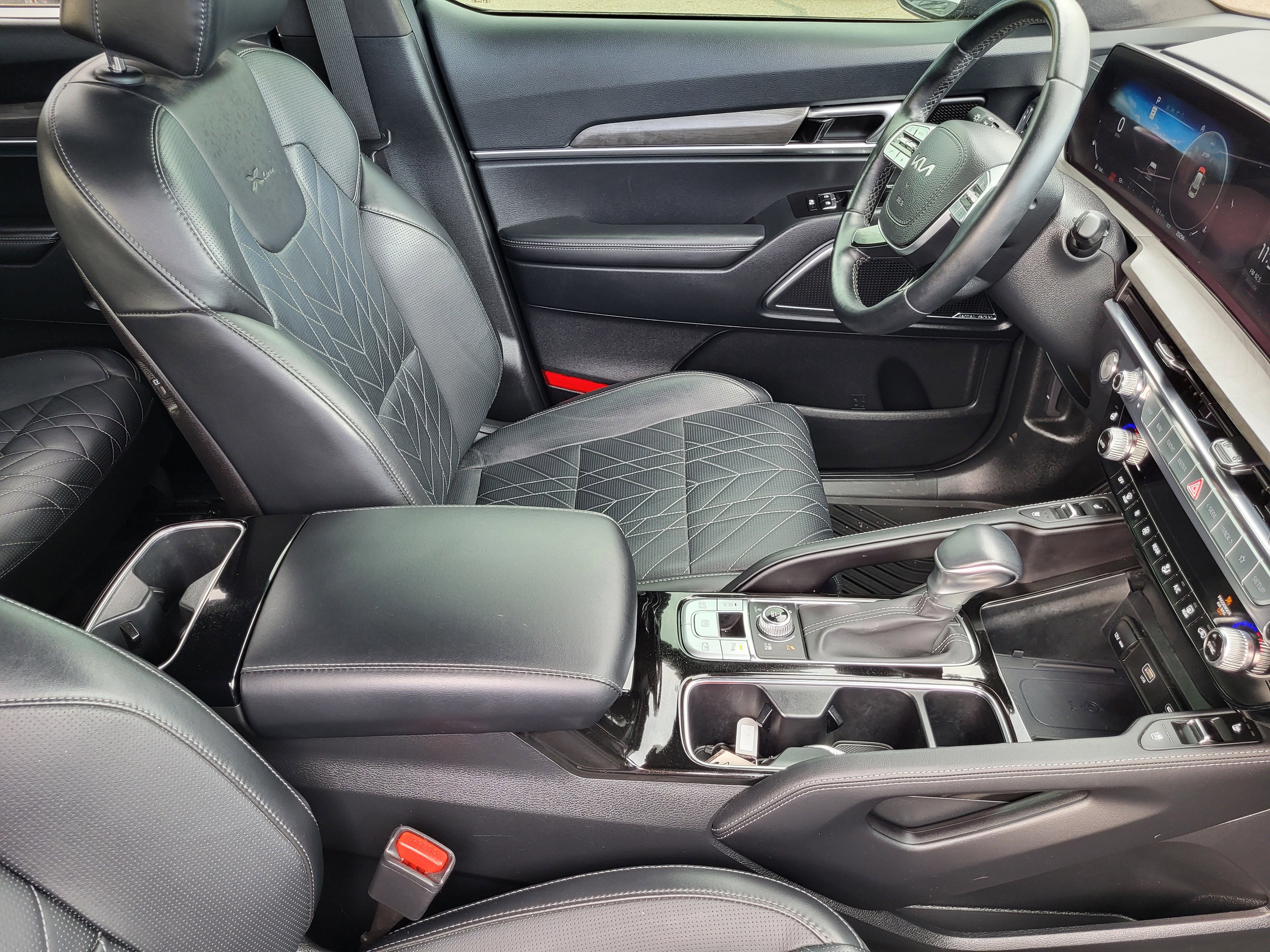 Used 2025 Kia Telluride SX Prestige X-Line image 14