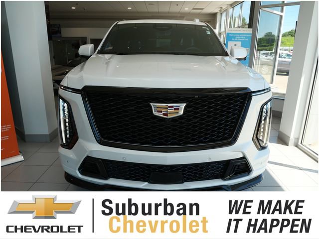 Used 2025 Cadillac Escalade ESV V AWD/4WD image 1