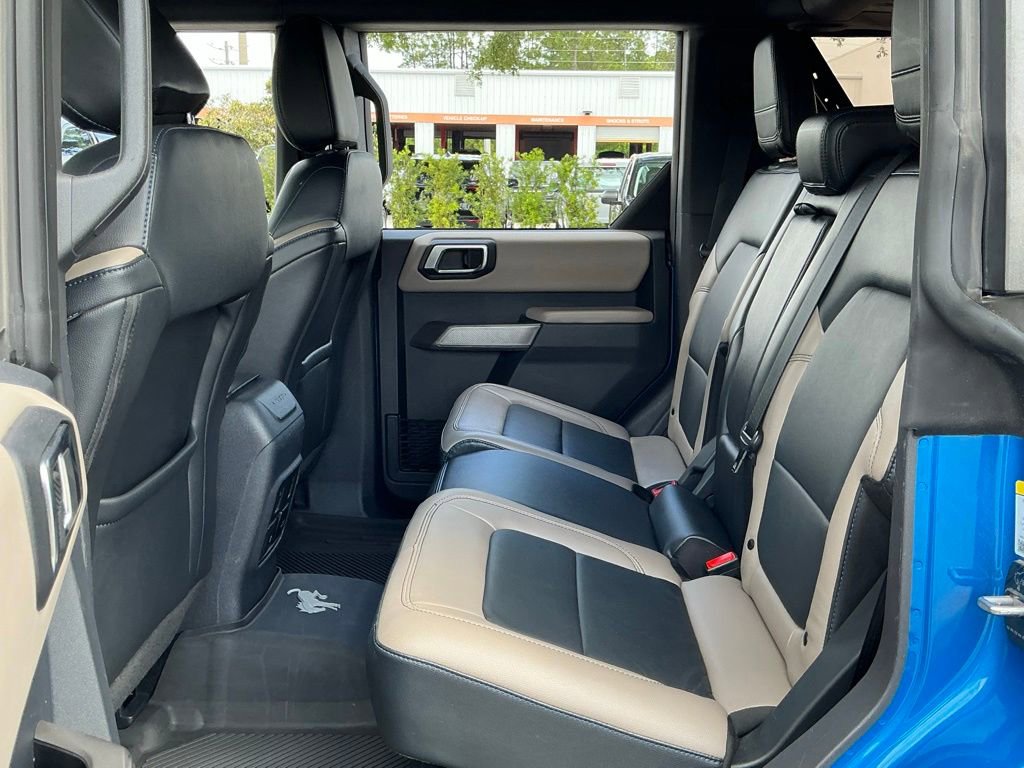Certified 2022 Ford Bronco Wildtrak AWD/4WD image 28