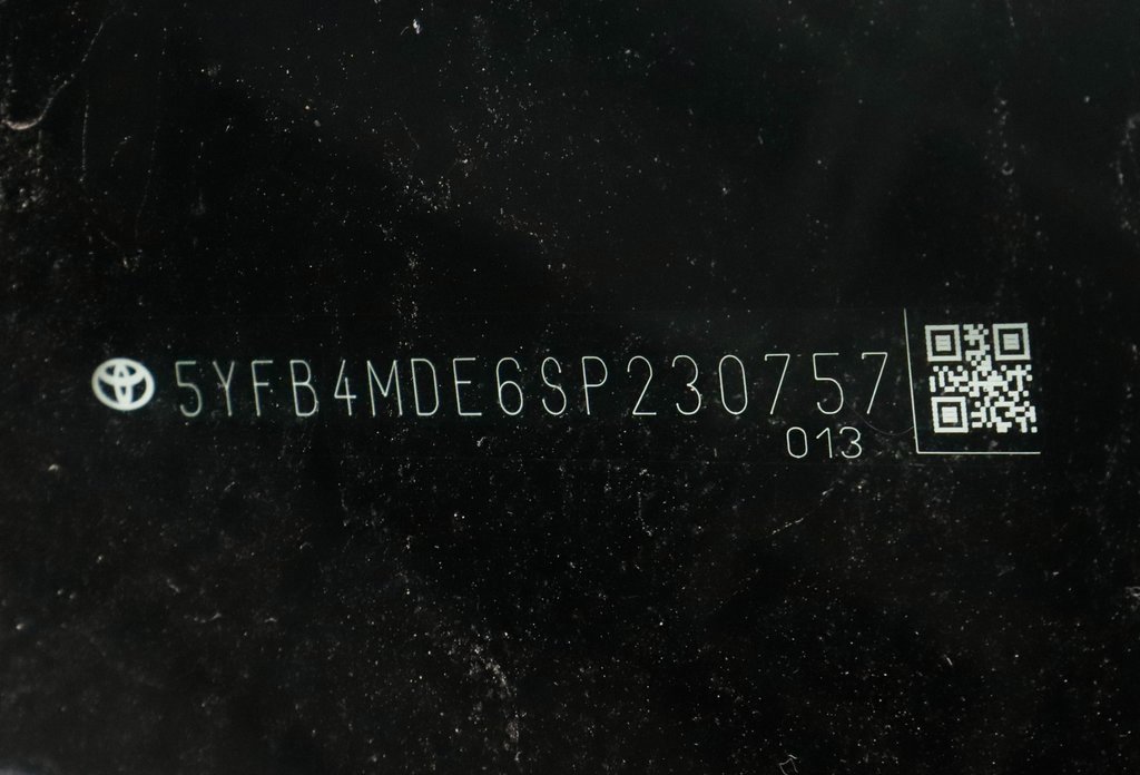 Used 2025 Toyota Corolla LE image 31