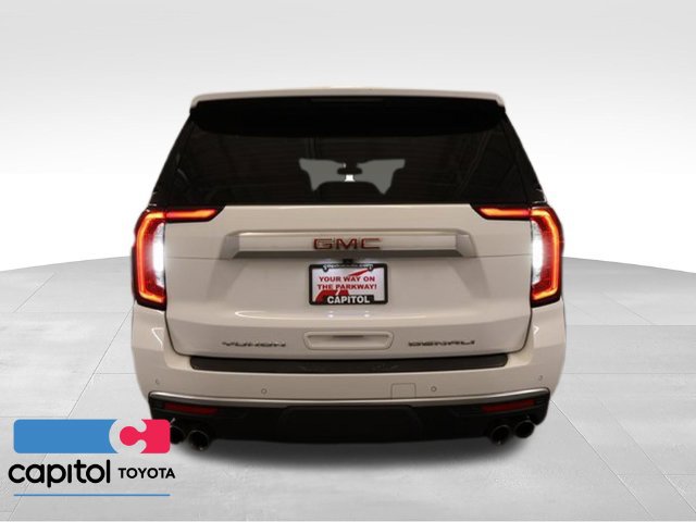 Used 2022 GMC Yukon Denali w/ Max Trailering Package AWD/4WD image 3