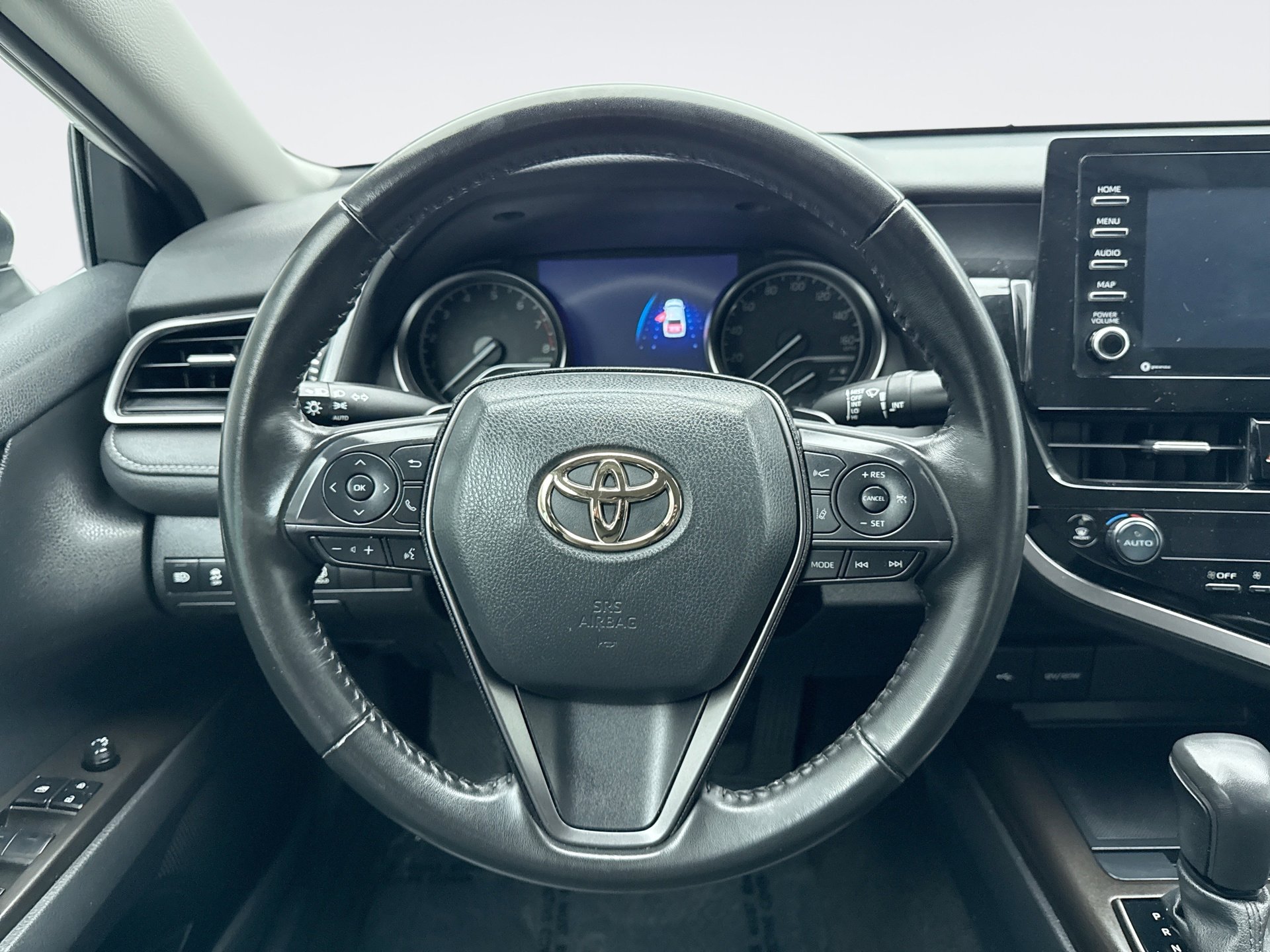 Used 2023 Toyota Camry SE AWD/4WD image 12