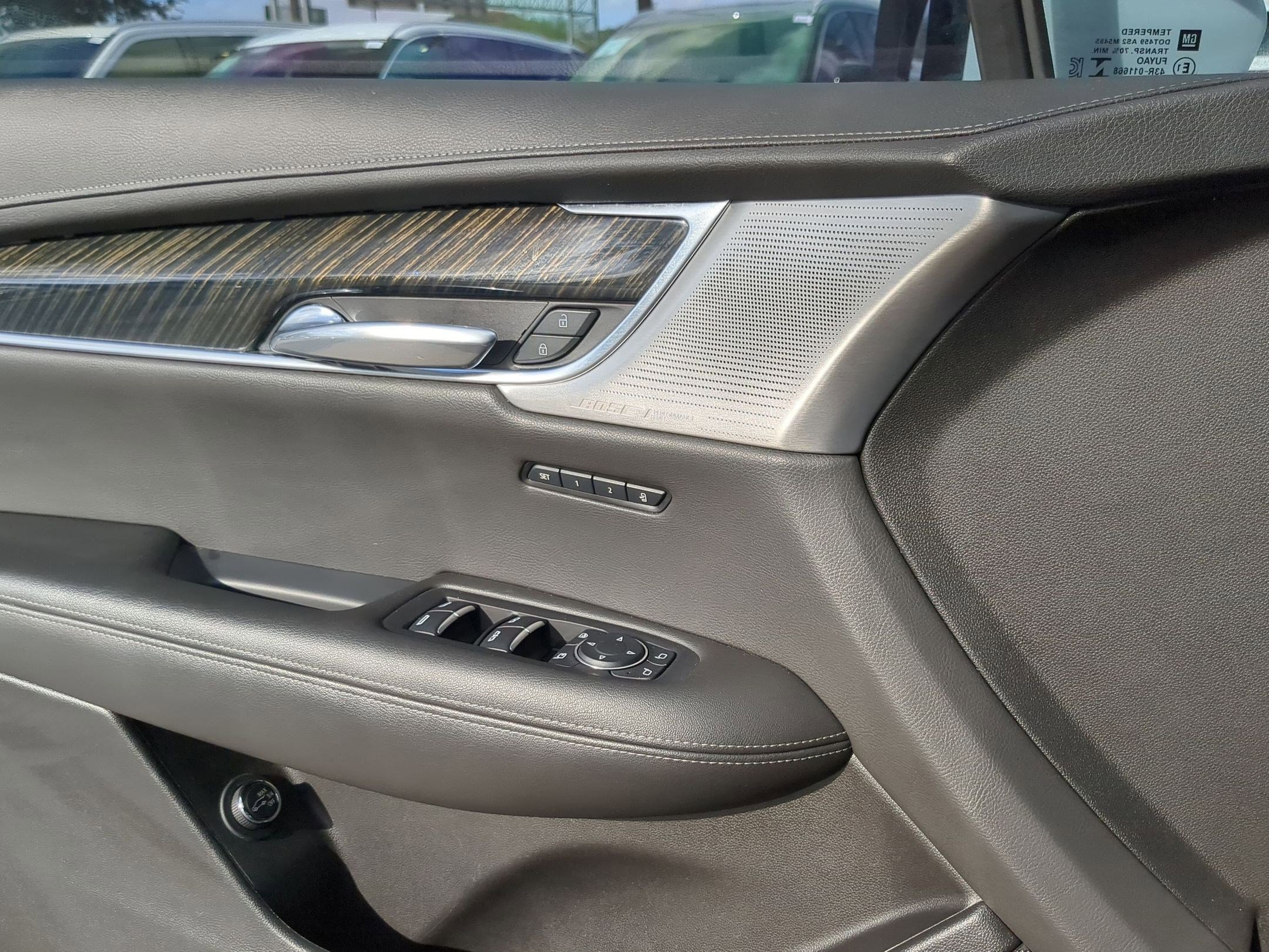 Used 2021 Cadillac XT6 Premium Luxury w/ LPO, ONYX Package image 12