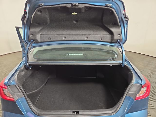 Used 2025 Toyota Camry LE FWD image 31