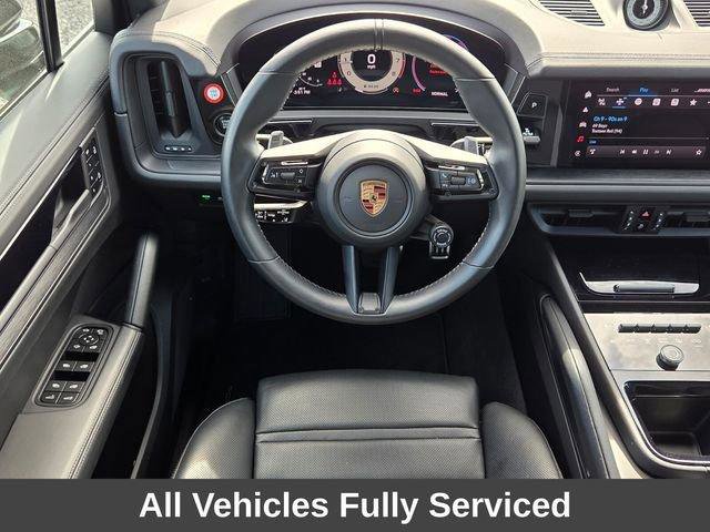 Used 2025 Porsche Cayenne GTS image 11