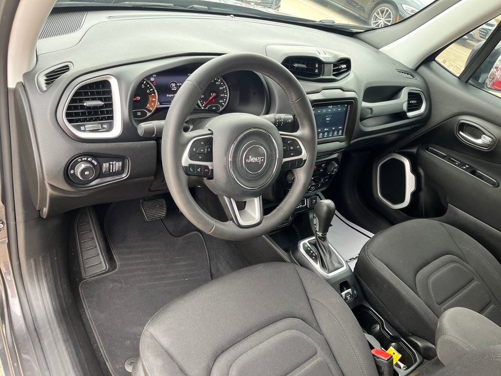 Used 2021 Jeep Renegade Latitude image 15