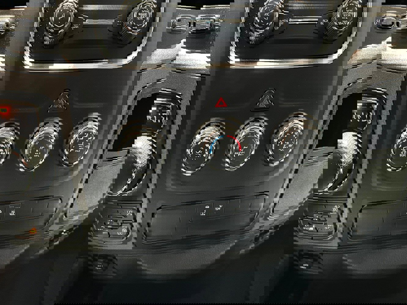 Used 2018 RAM 1500 Express image 21