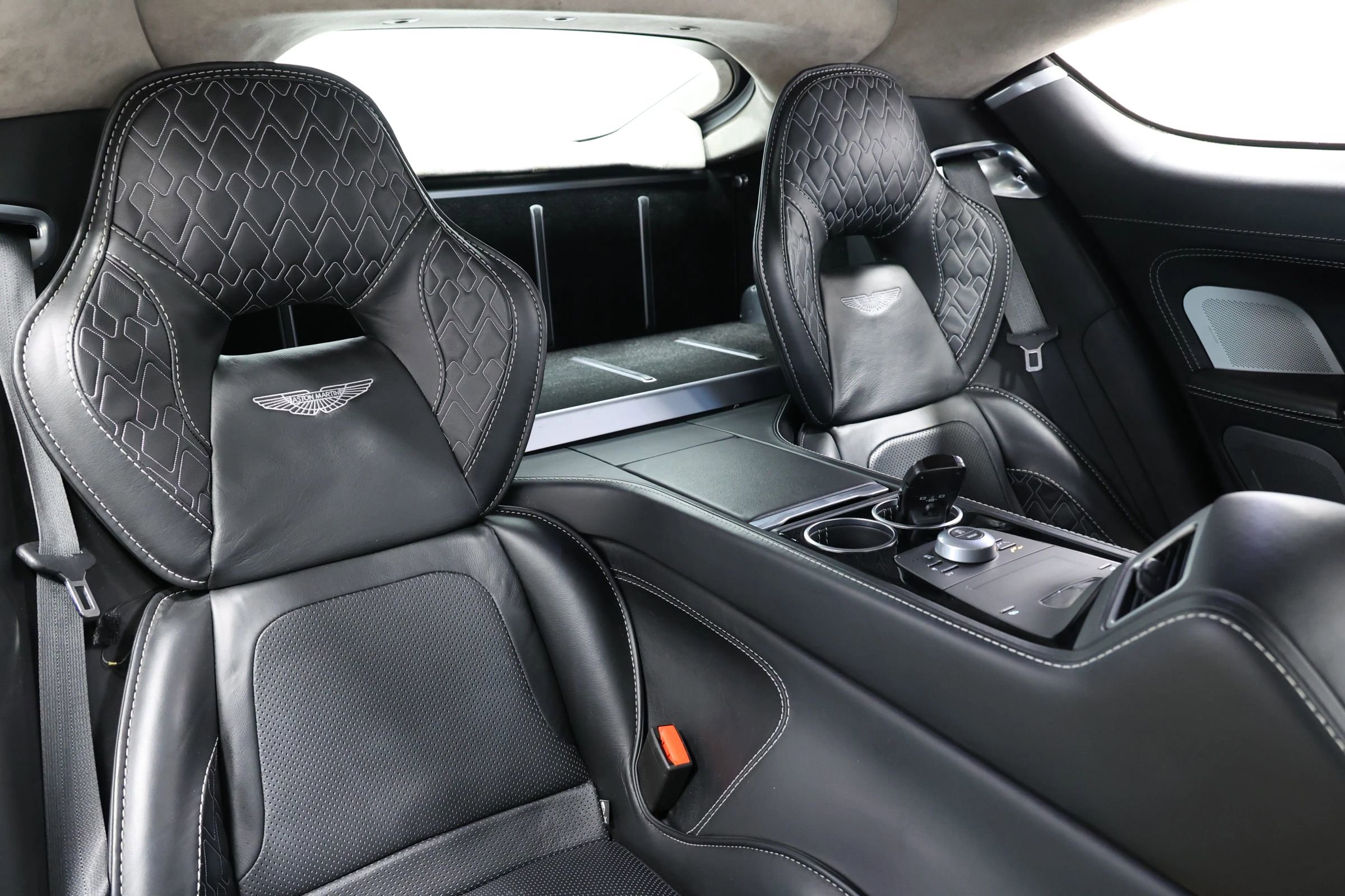 Used 2015 Aston Martin Rapide S image 66