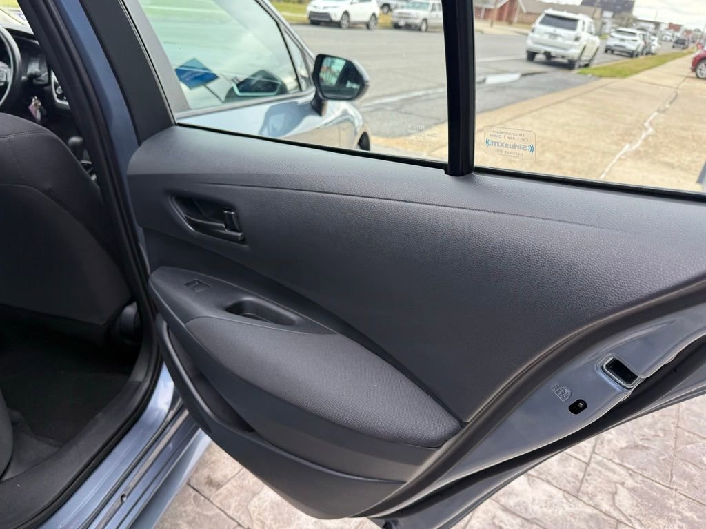 Used 2023 Toyota Corolla LE image 21