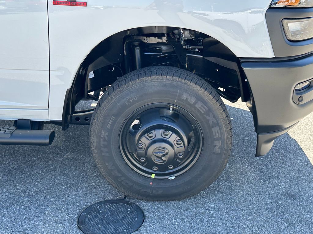 New 2026 RAM 3500 Tradesman image 13