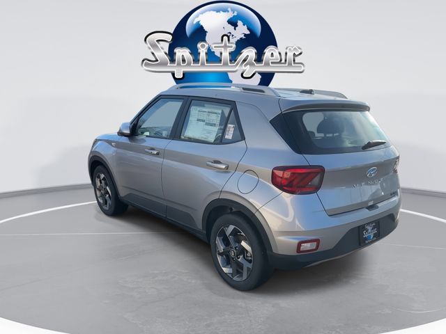 New 2025 Hyundai Venue SEL FWD image 7