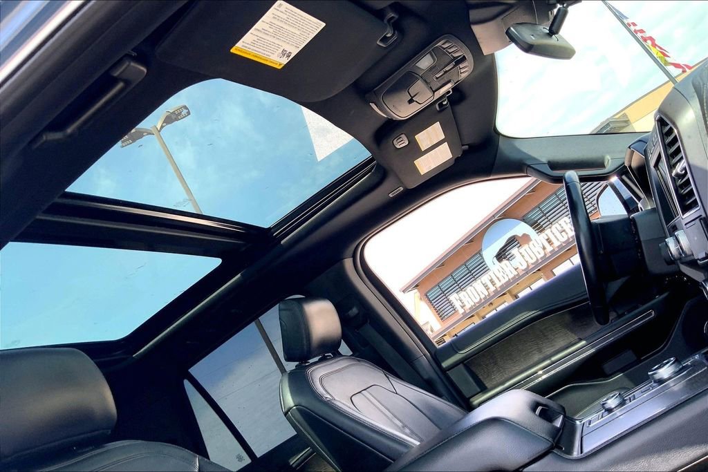 Used 2019 Ford Expedition Limited w/ Equipment Group 302A AWD/4WD image 21