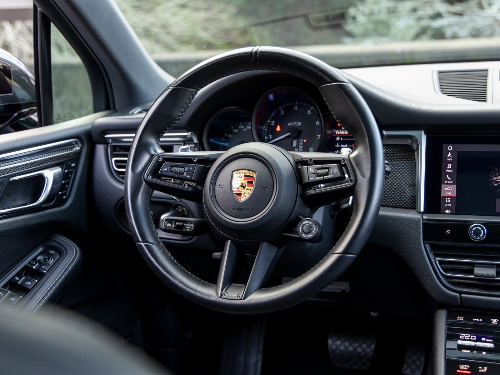 Certified 2023 Porsche Macan GTS image 44