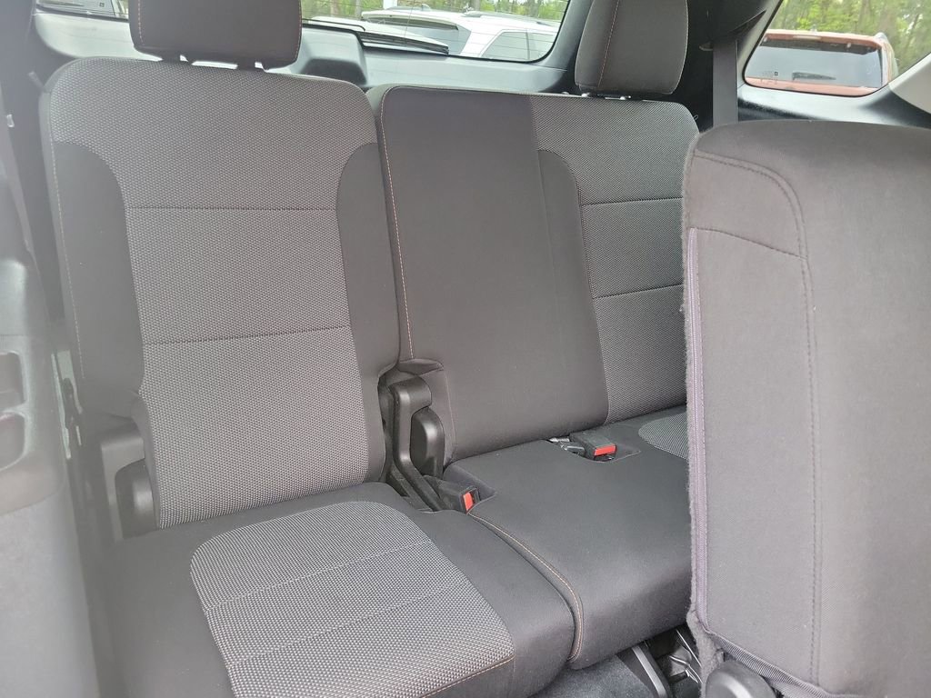 Used 2020 Chevrolet Traverse LS w/ LPO, Blackout Package image 18