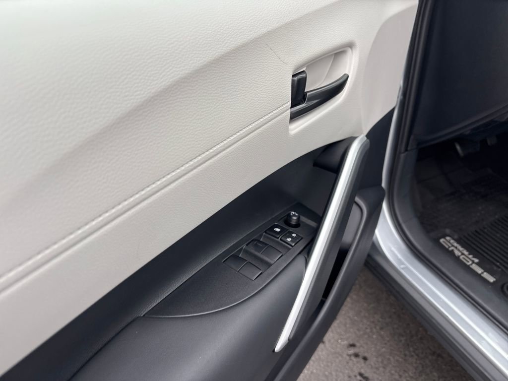 New 2026 Toyota Corolla Cross L image 11