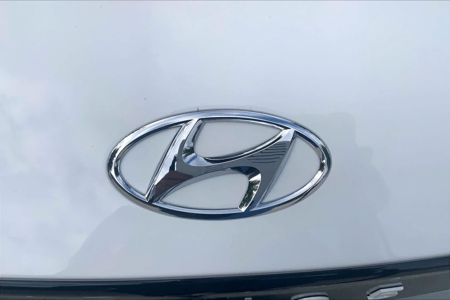 Used 2024 Hyundai Ioniq 5 SEL RWD image 32