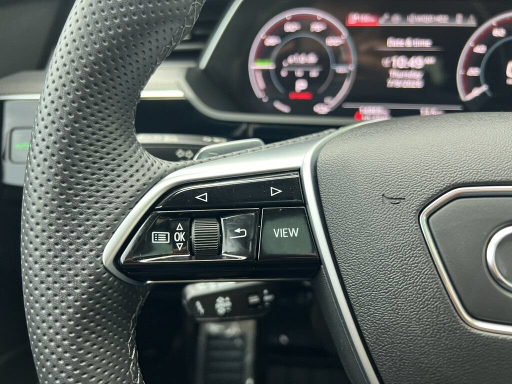 Used 2024 Audi Q8 e-tron Prestige w/ Prestige Package AWD/4WD image 18