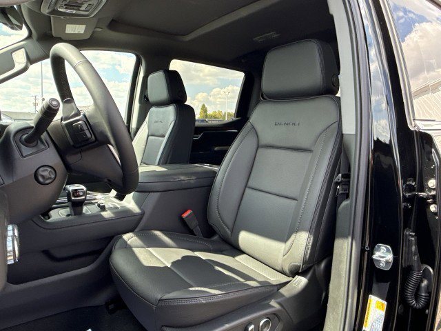 New 2026 GMC Sierra 1500 Denali w/ Denali Reserve Package image 13
