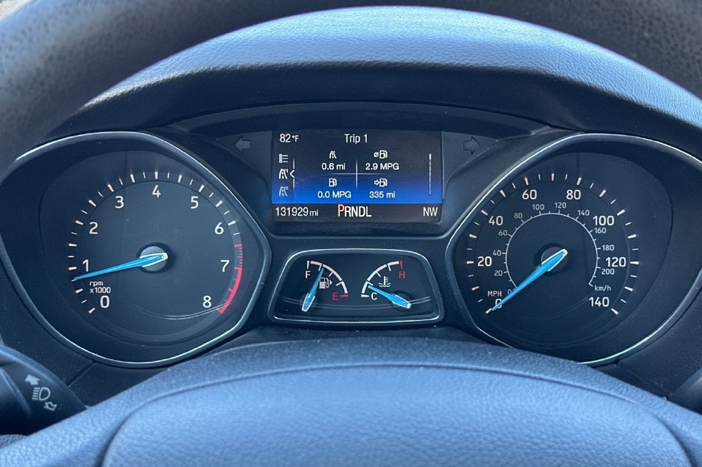 Used 2015 Ford Focus SE FWD image 25
