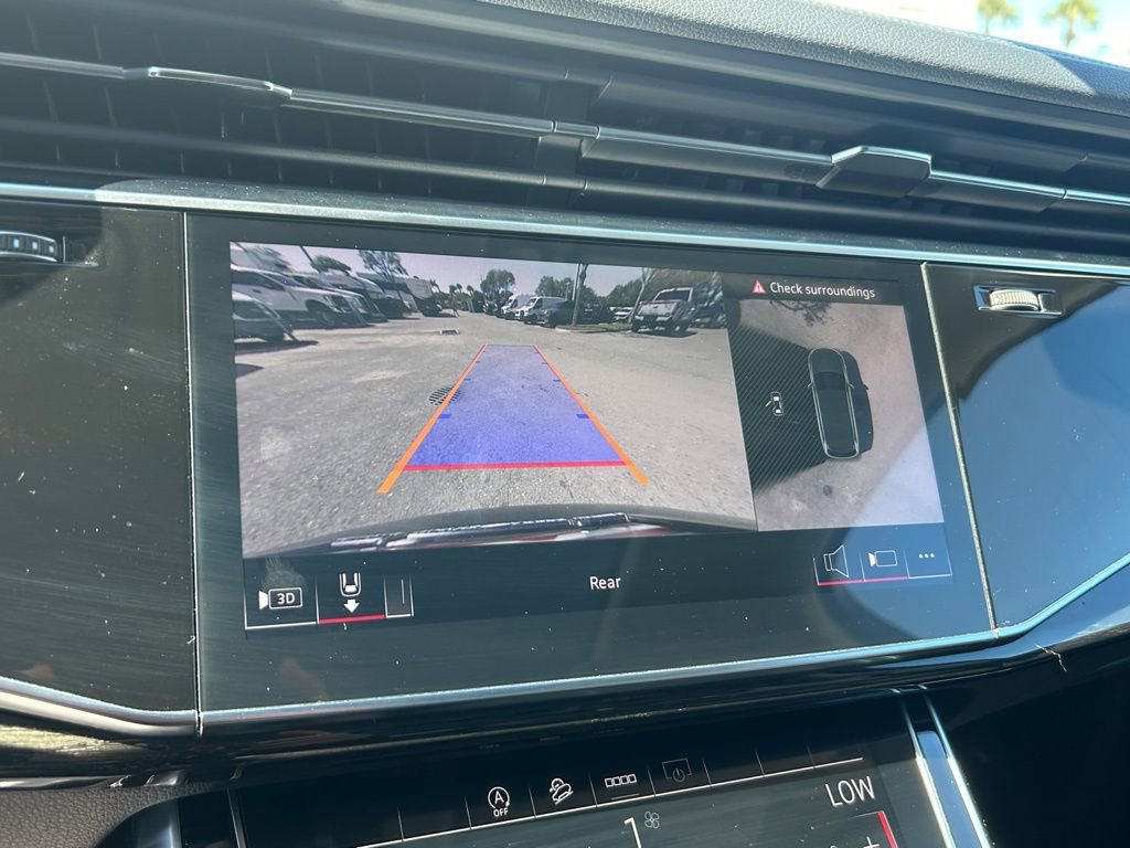 Used 2025 Audi Q7 3.0T Premium Plus image 12