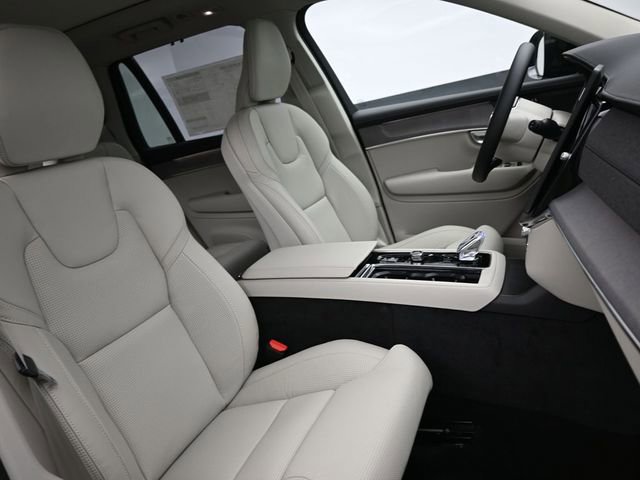 New 2026 Volvo XC90 B6 Ultra w/ Protection Package Premier image 36