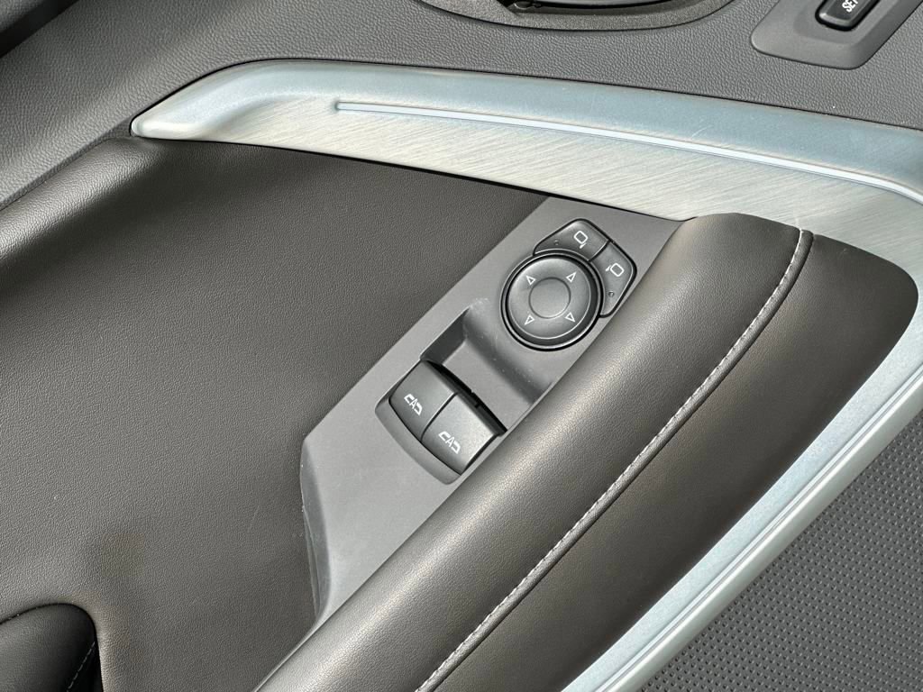 Used 2024 Chevrolet Camaro LT RWD image 12