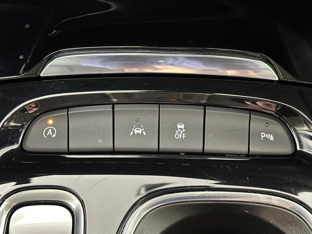 Used 2023 Buick Envision Essence FWD image 25