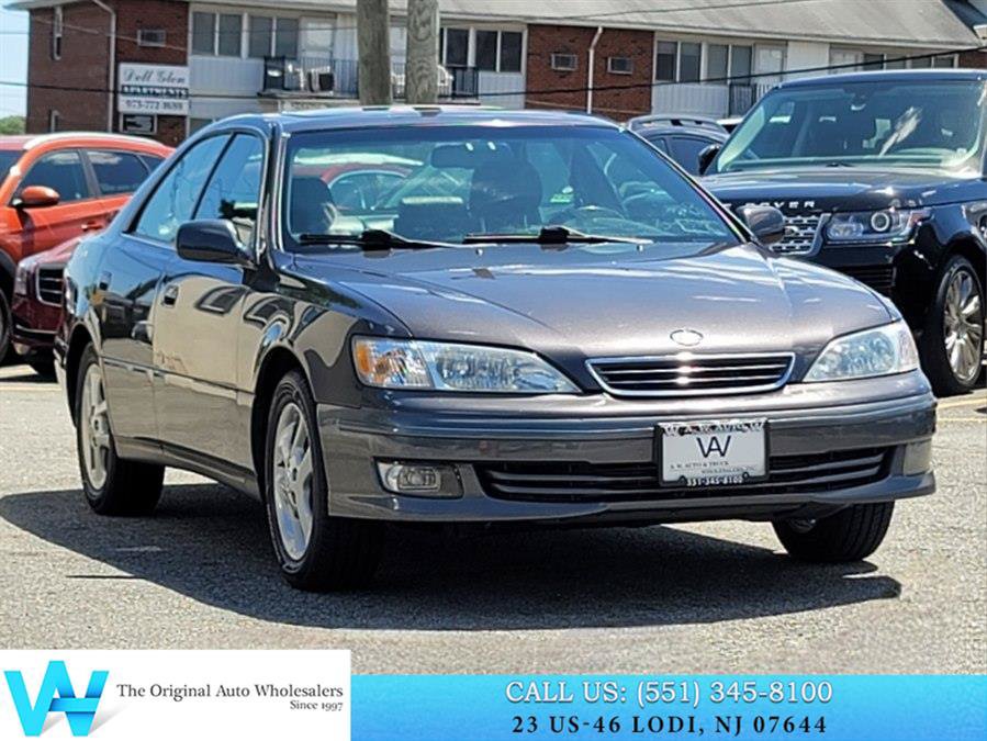 Used 2000 Lexus ES 330 FWD image 1