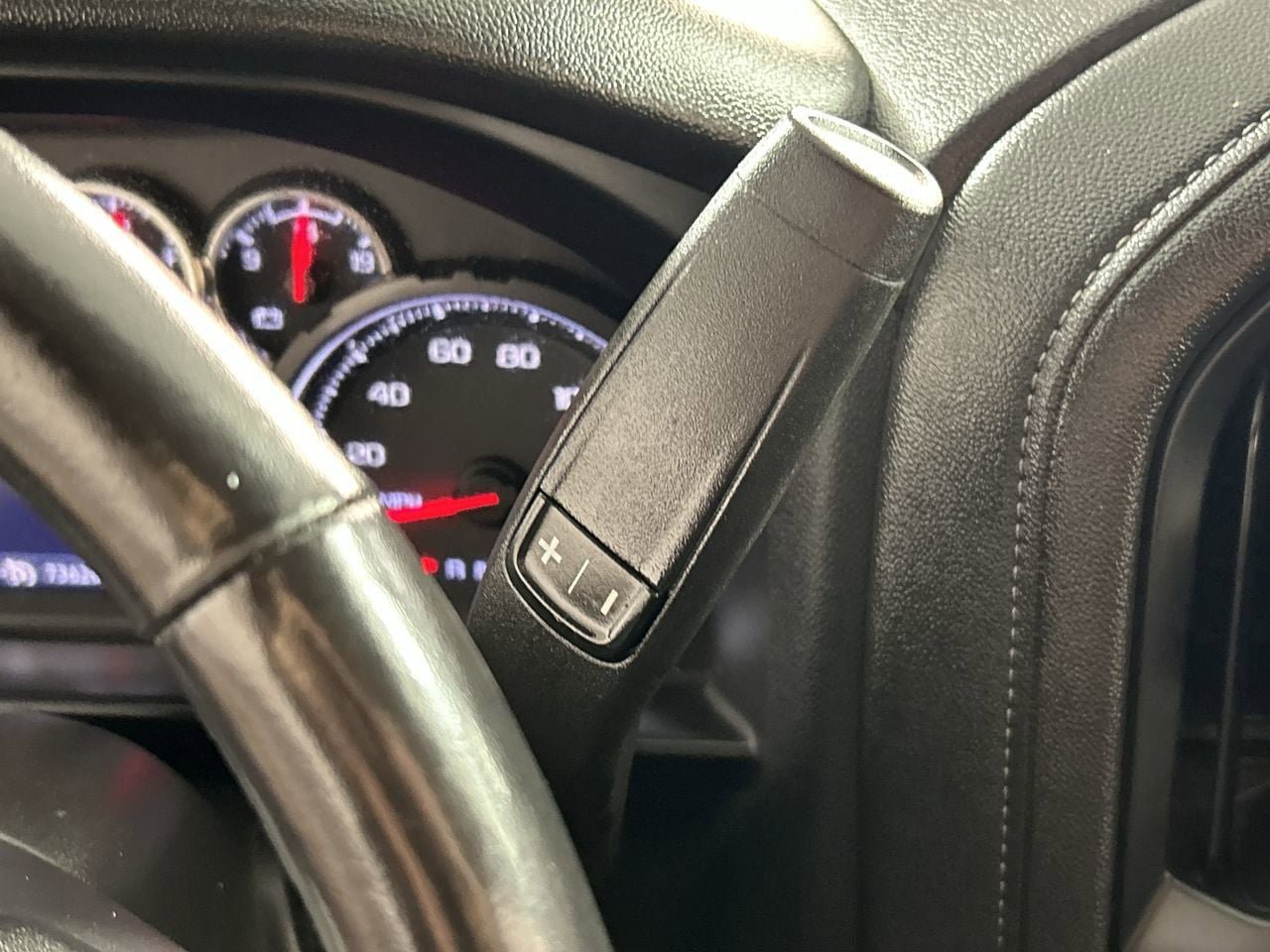 Used 2022 Chevrolet Silverado 1500 LT RWD image 16