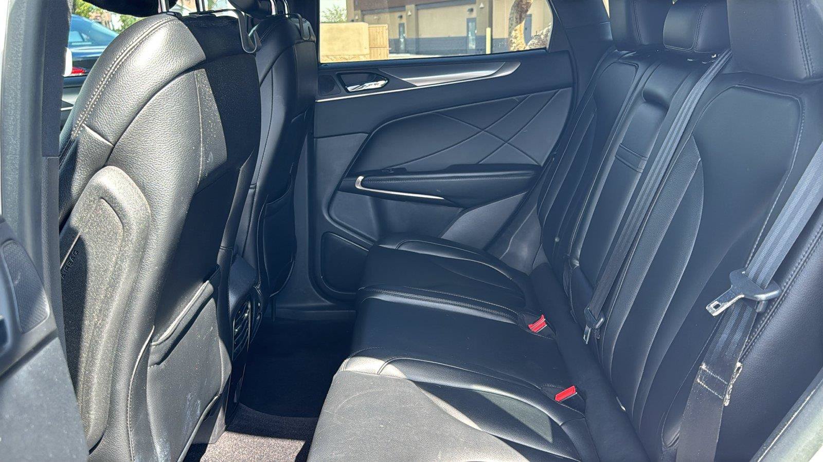Used 2018 Lincoln MKC Premiere FWD image 23