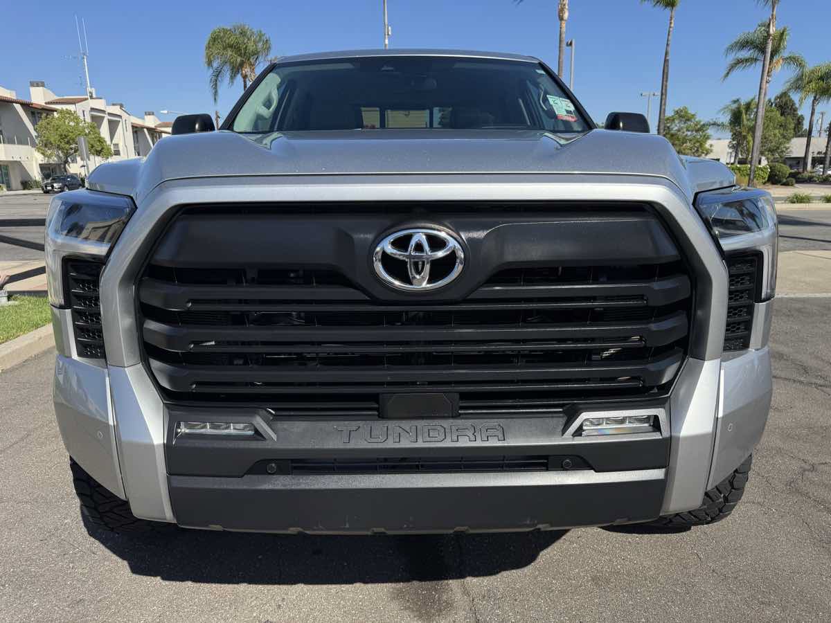 Used 2022 Toyota Tundra SR5 w/ SR5 Convenience Package RWD image 12