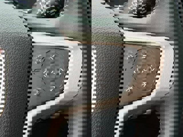 Used 2023 GMC Terrain Denali w/ Denali Premium Package AWD/4WD image 14