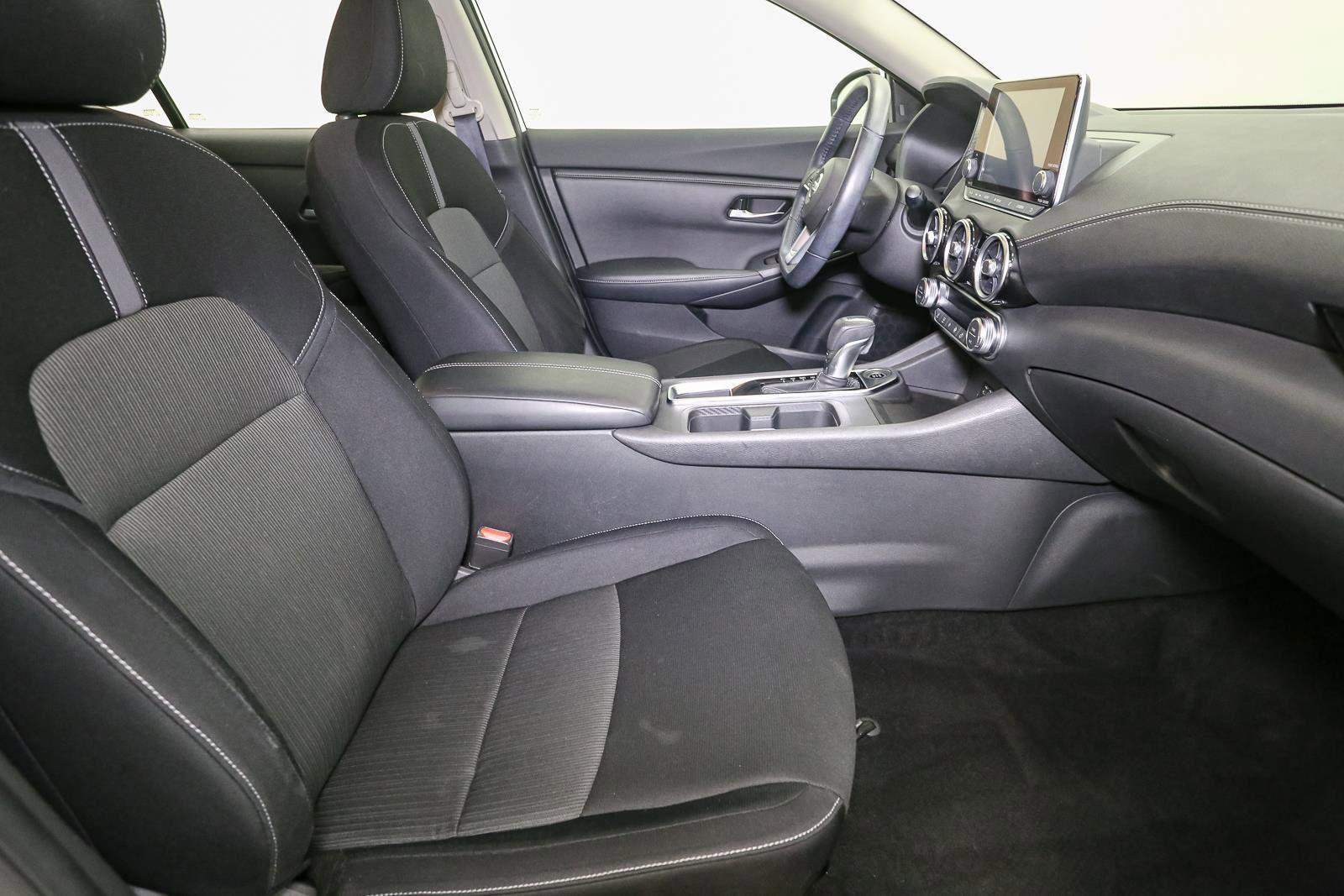 Used 2020 Nissan Sentra SV FWD image 18