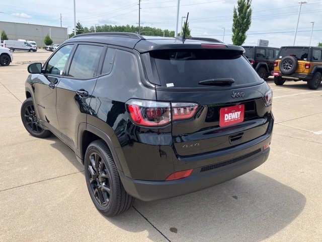 New 2026 Jeep Compass Latitude AWD/4WD image 6