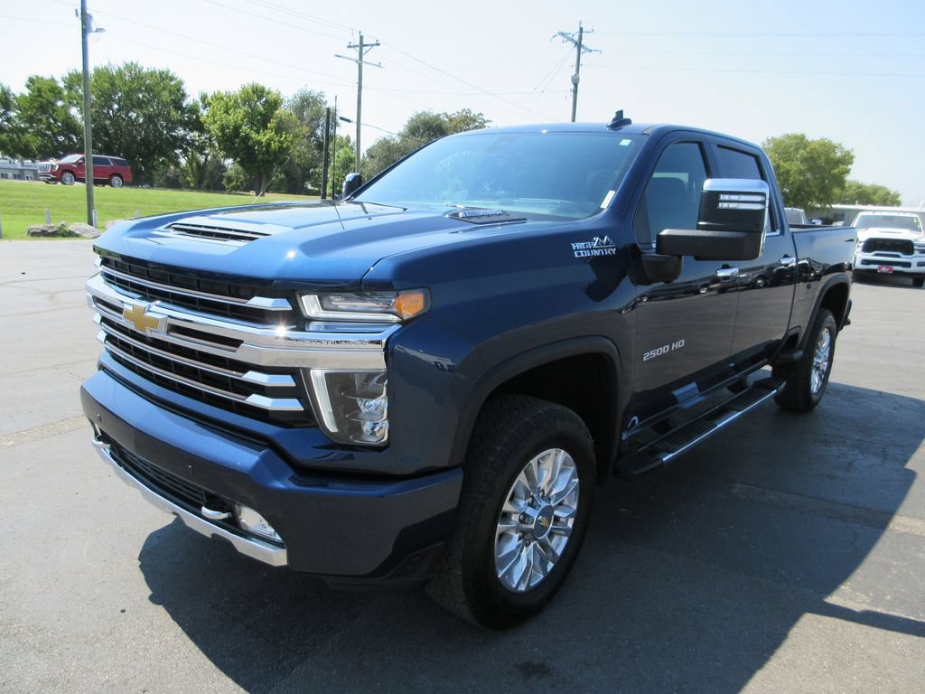 Certified 2022 Chevrolet Silverado 2500 High Country w/ Z71 Off-Road Package AWD/4WD image 13