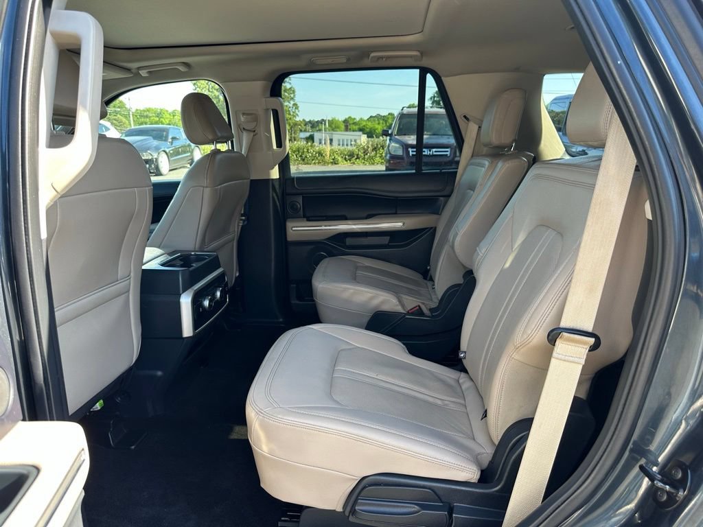 Used 2023 Ford Expedition Limited AWD/4WD image 24