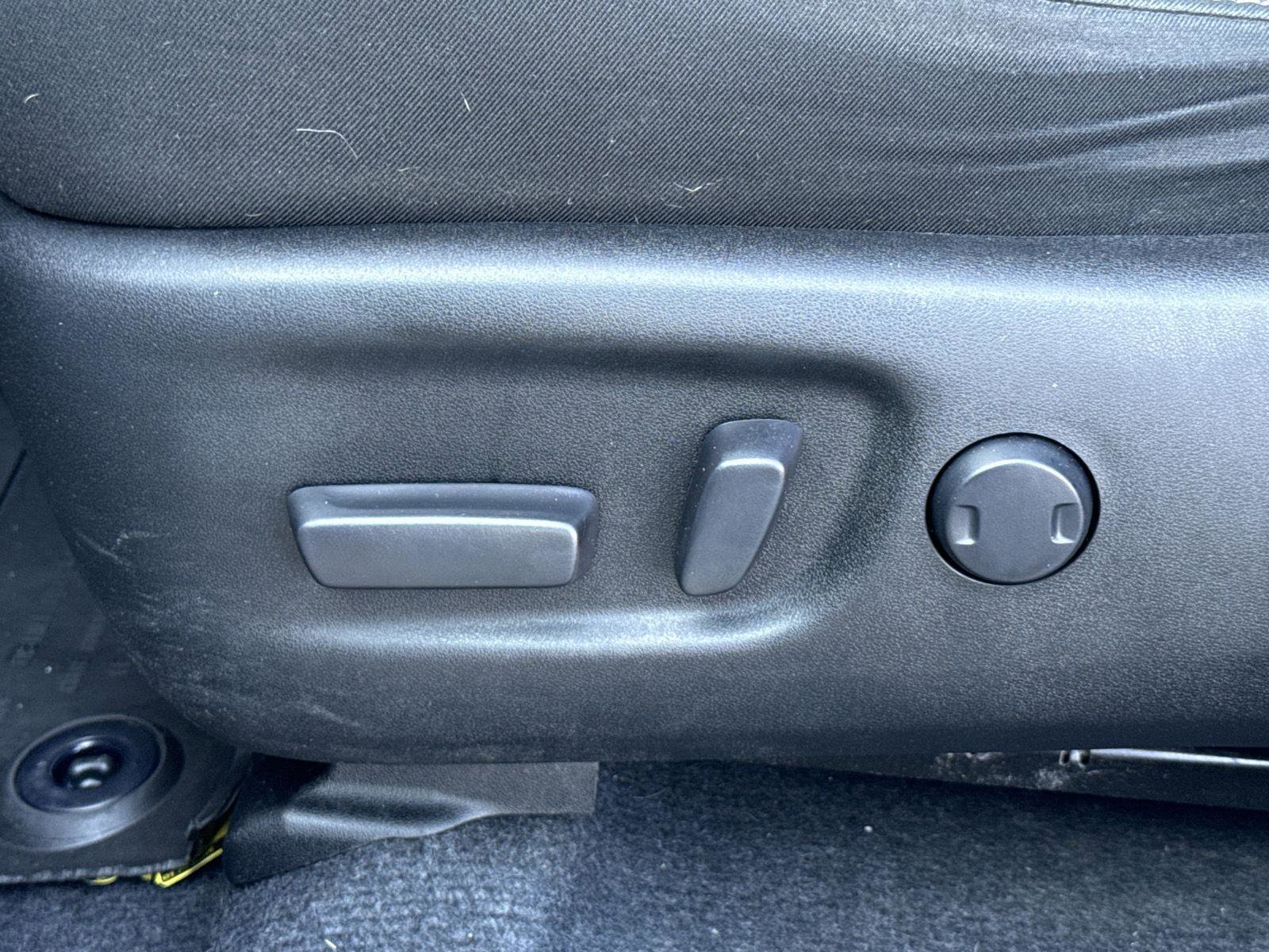 Used 2018 Toyota RAV4 Adventure w/ Cold Weather Package image 15