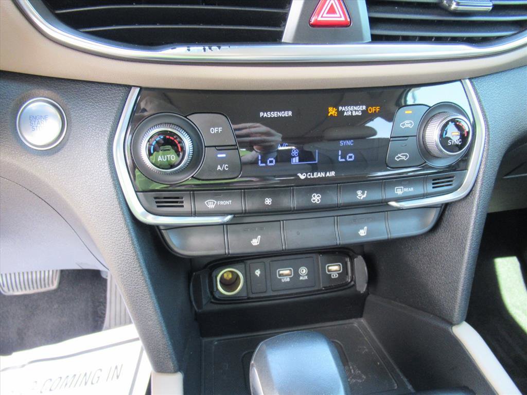 Used 2020 Hyundai Santa Fe SEL w/ Convenience + Premium Package image 25