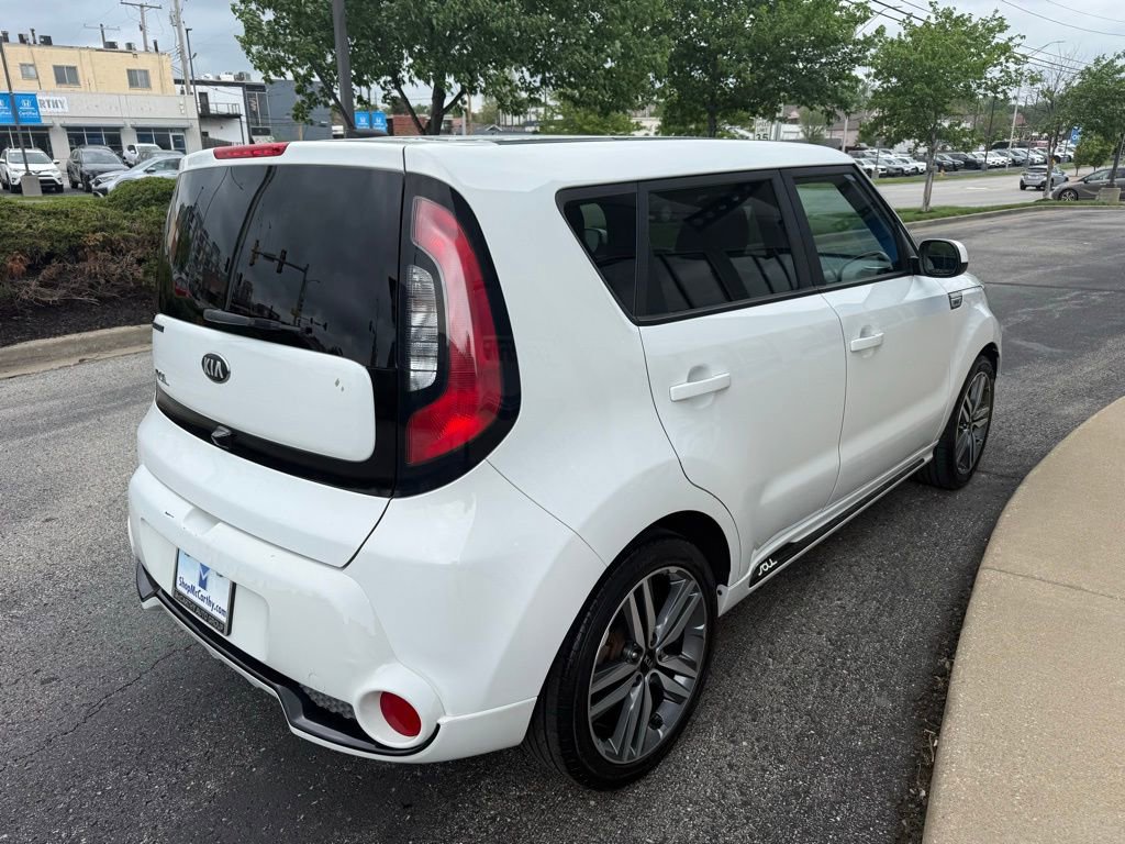Used 2016 Kia Soul + w/ Soulful Package FWD image 11