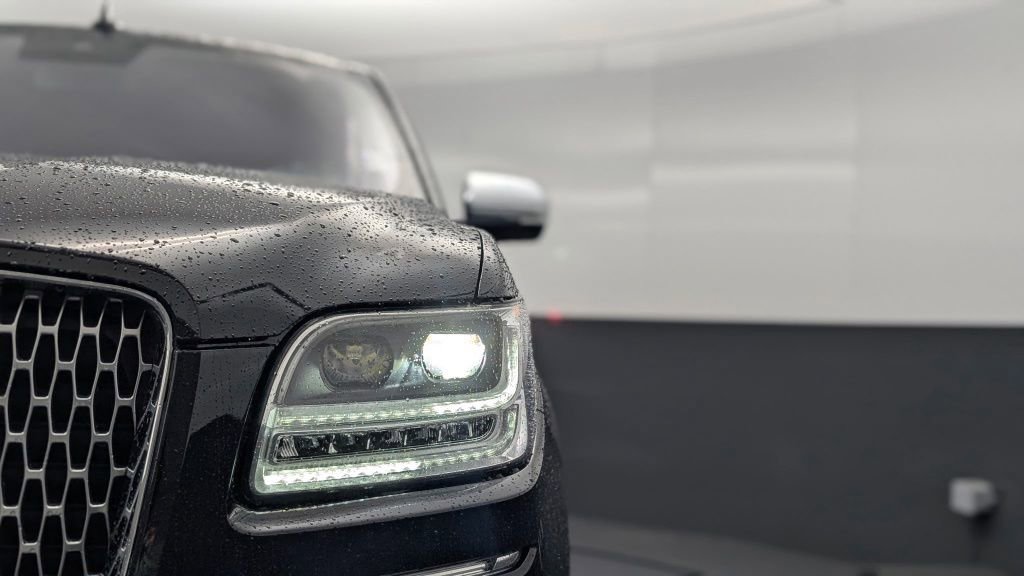 Used 2020 Lincoln Navigator Black Label w/ Cargo Convenience Package image 24