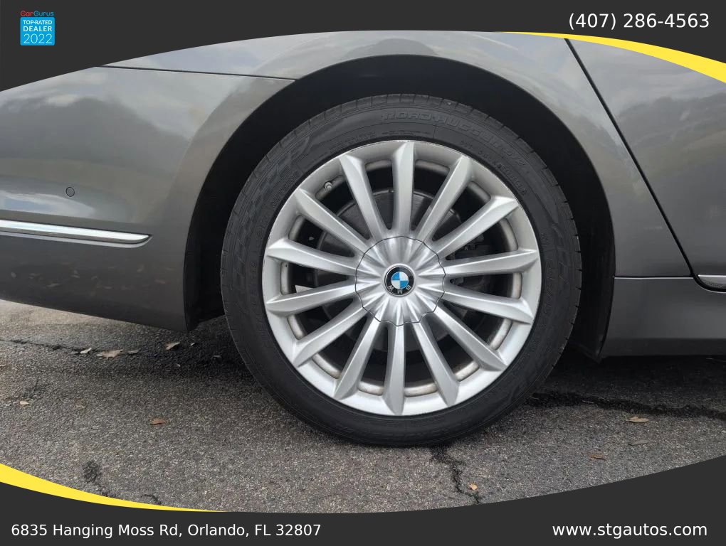 Used 2016 BMW 740i image 31
