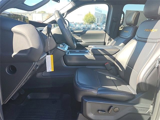 New 2025 Ford Expedition Tremor image 7