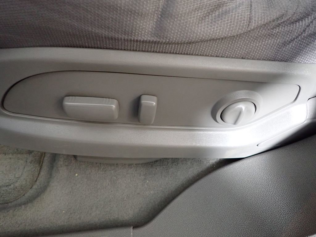 Used 2015 Chevrolet Traverse LT image 19