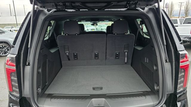 New 2026 Chevrolet Suburban LS image 11