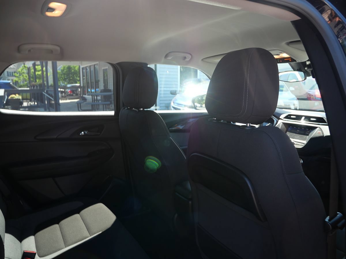 Used 2021 Chevrolet TrailBlazer LS FWD image 24